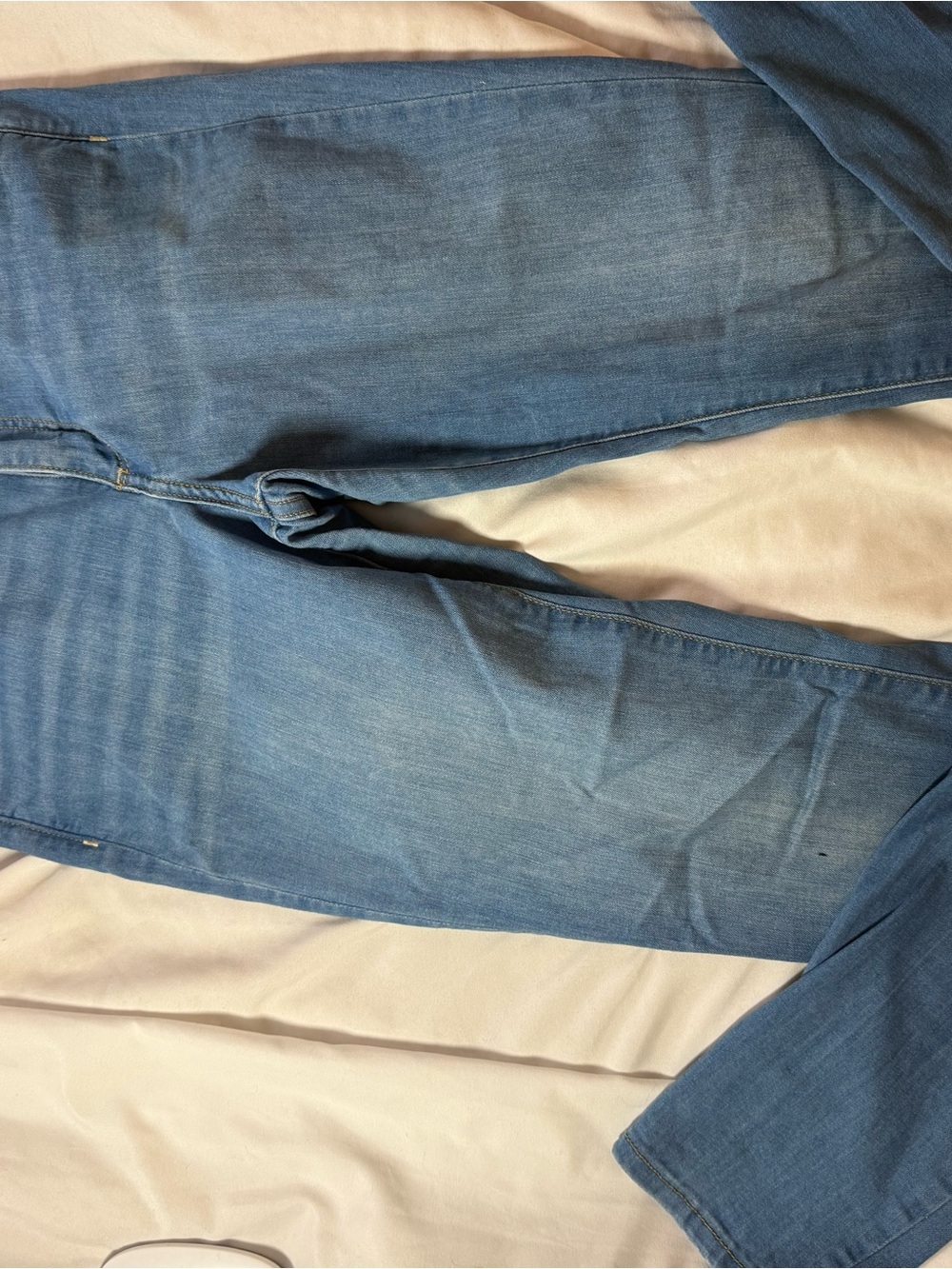 Universal Thread Men’s Light Blue Straight Jeans